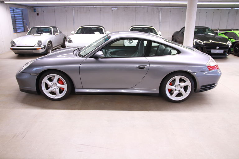 Porsche 911 Carrera 4S