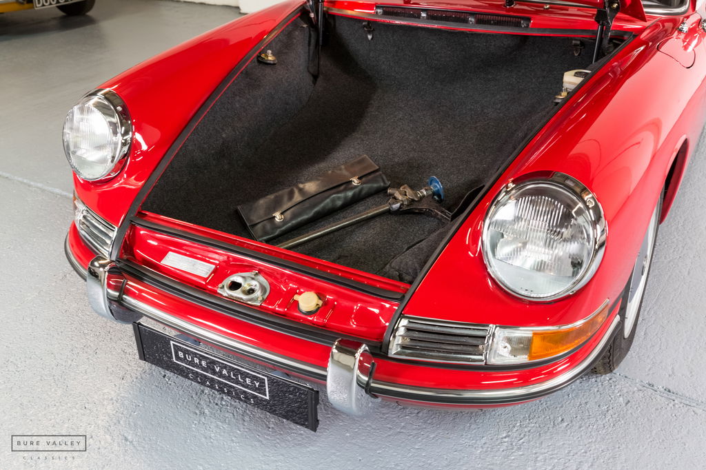 Porsche 911 (F-Modell)