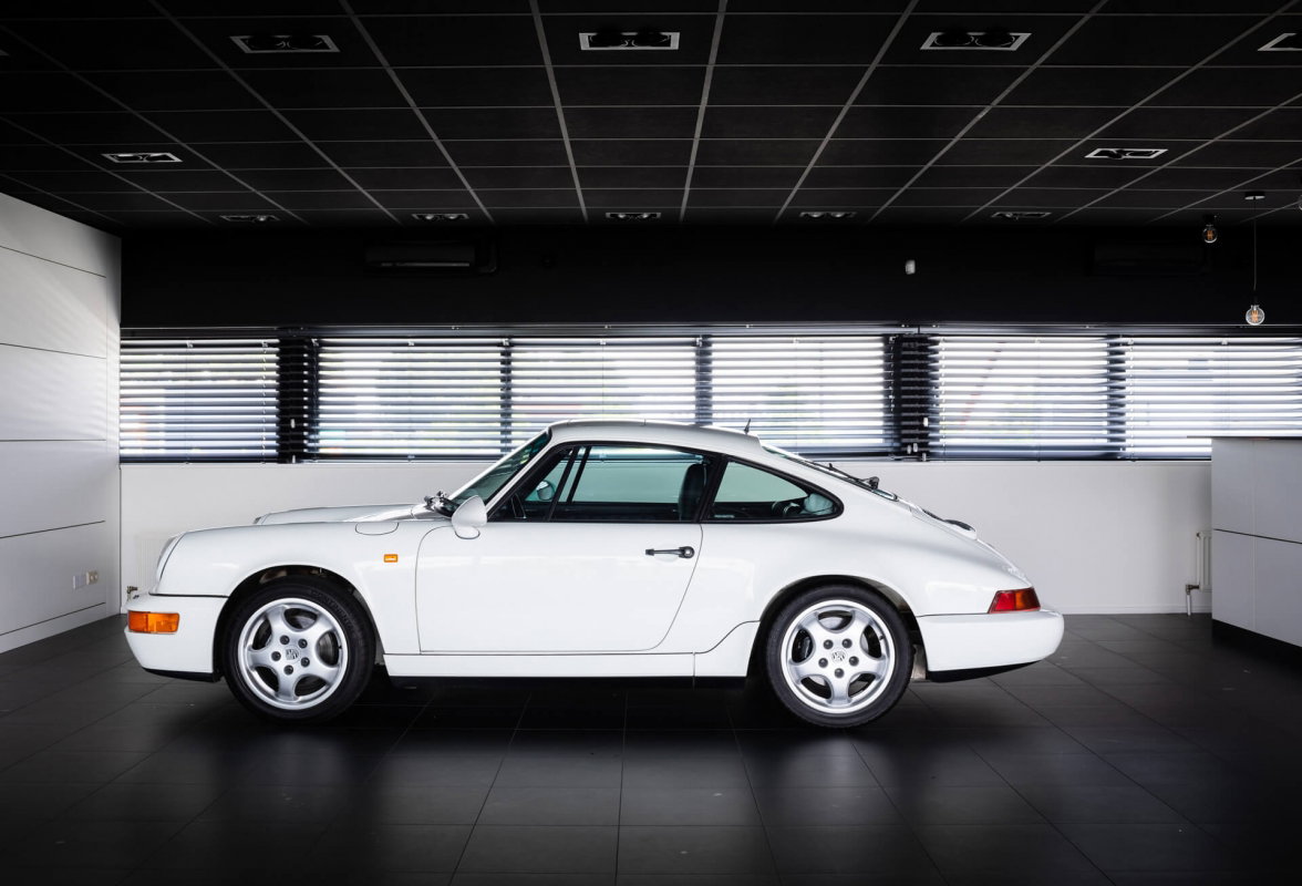 PORSCHE 964 ポルシェCarrera4 1993 純正アシュトレイ灰皿 Porsche 911 Carrera 4 1993 - elferspot.com - Marketplace for