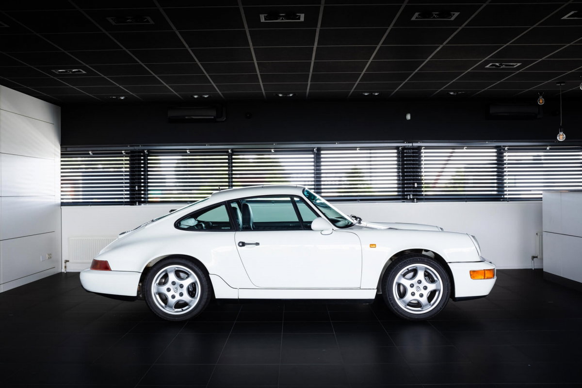 Porsche 911 Carrera 4 1993 - elferspot.com - Marketplace for