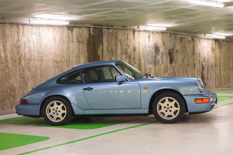 Porsche 911 Carrera 2