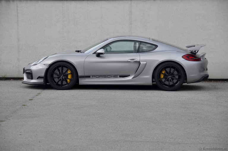 Porsche 981 Cayman GT4