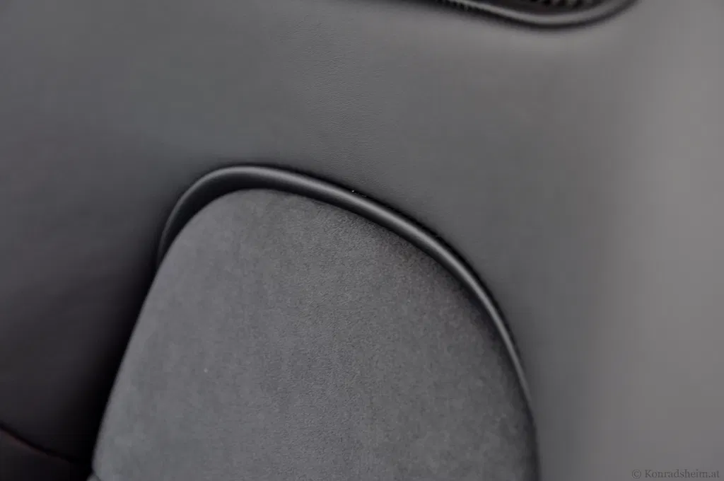 Porsche 981 Cayman GT4