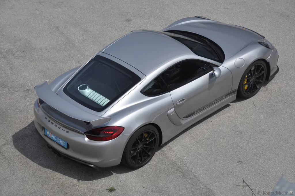 Porsche 981 Cayman GT4