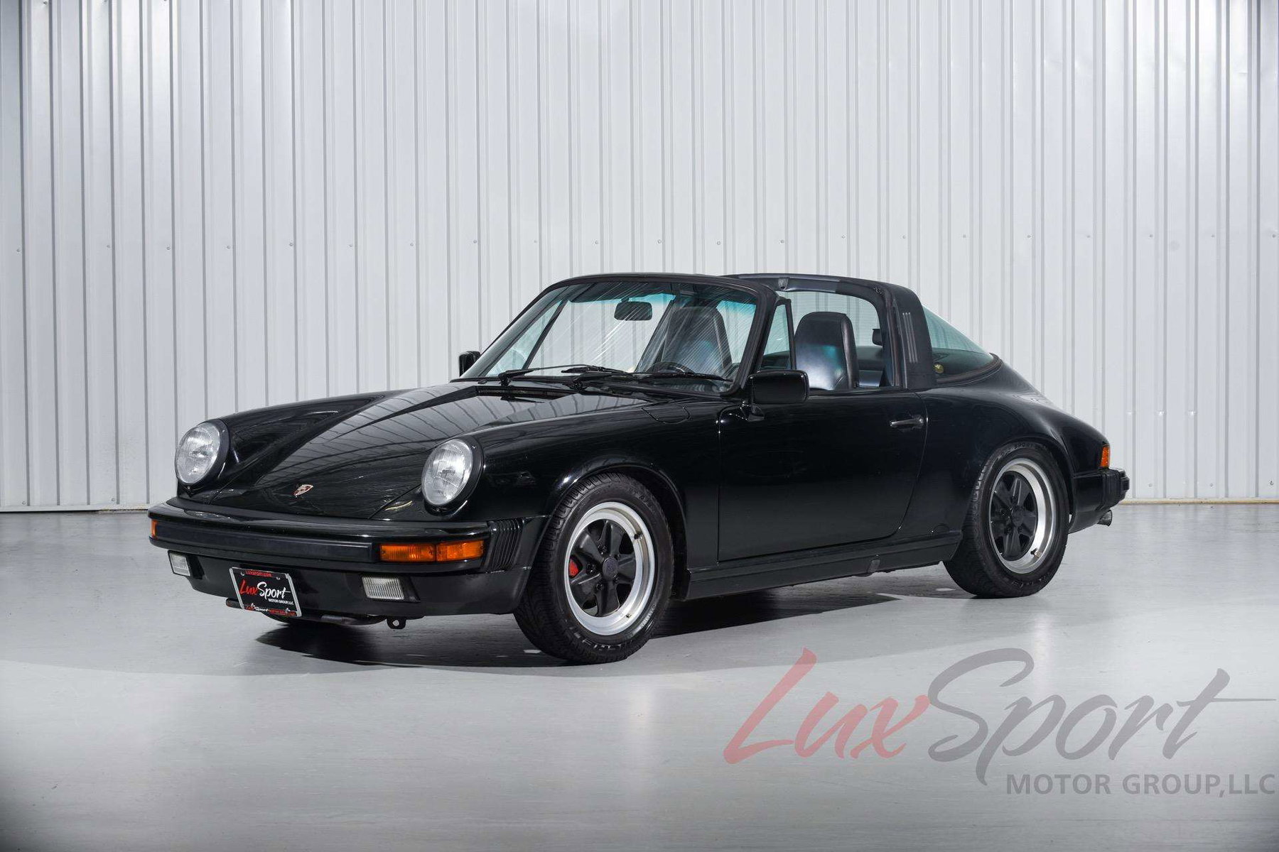 Porsche 911 Carrera 1987 - elferspot.com - Marketplace for Porsche