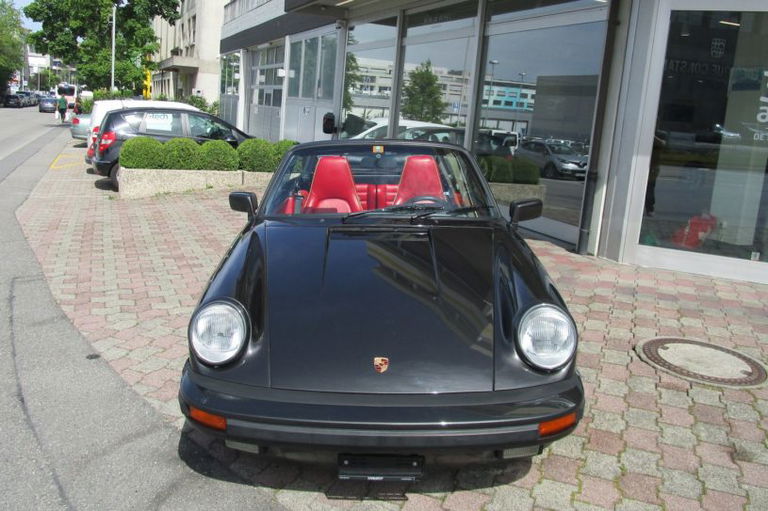 Porsche 911 Carrera 3.2