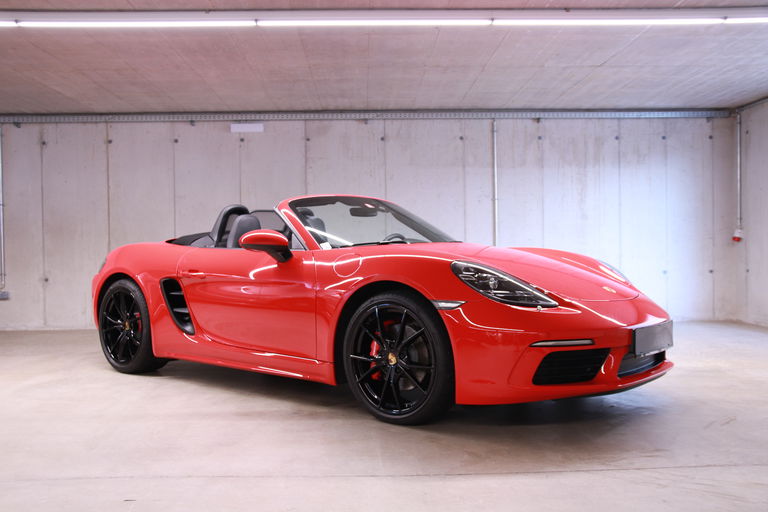 Porsche 718 Boxster S