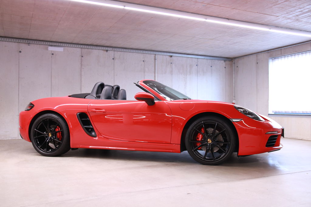 Porsche 718 Boxster S