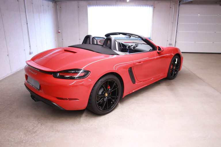 Porsche 718 Boxster S