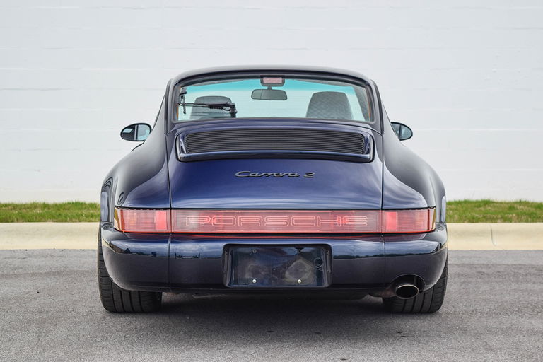 Porsche 911 Carrera 2