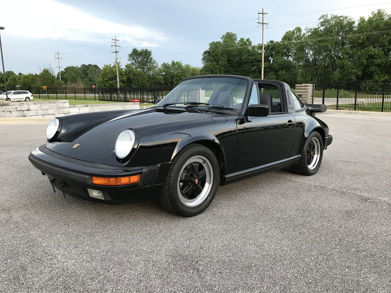 Porsche 911 Carrera