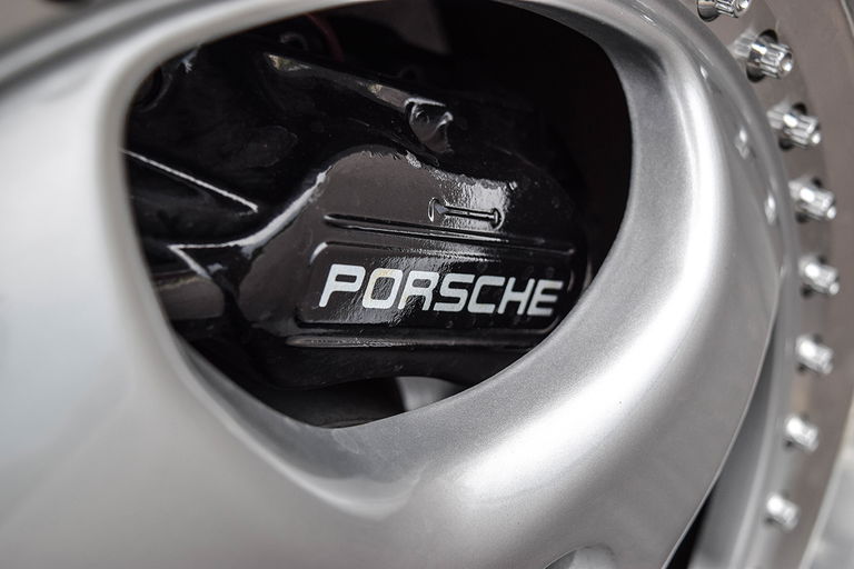 Porsche 911 Carrera 2