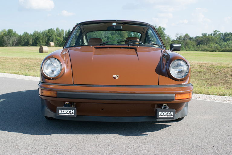 Porsche 911 Carrera (US)