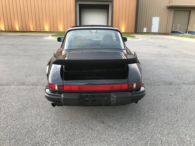 Porsche 911 Carrera