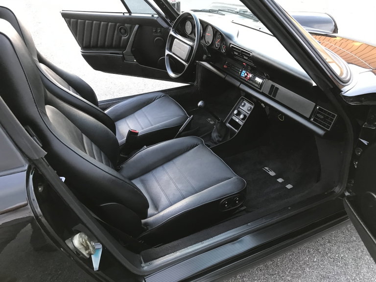 Porsche 911 Carrera