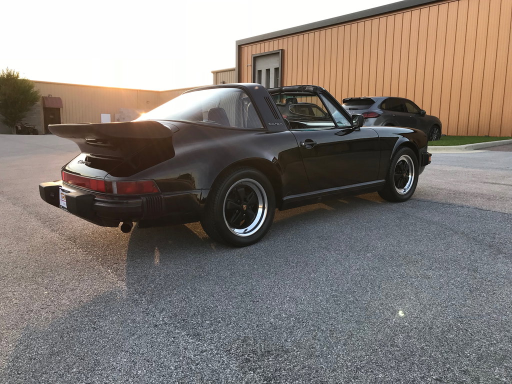 Porsche 911 Carrera