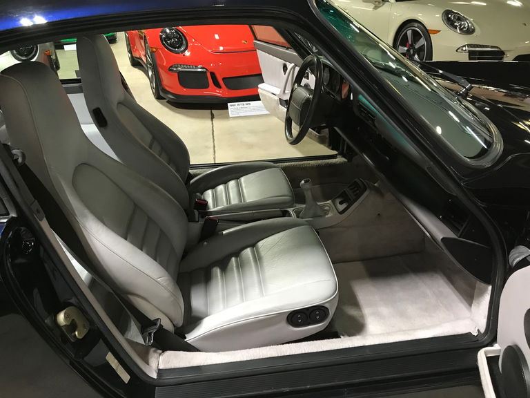 Porsche 911 Carrera 2