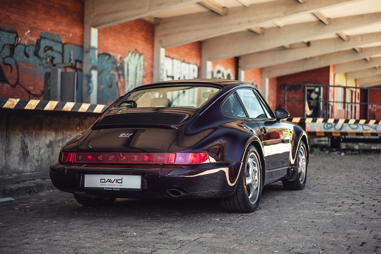 Porsche 911 Carrera 4 WTL