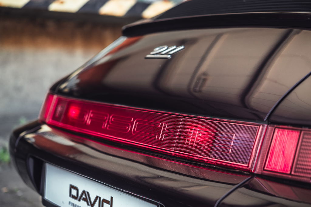 Porsche 911 Carrera 4 WTL