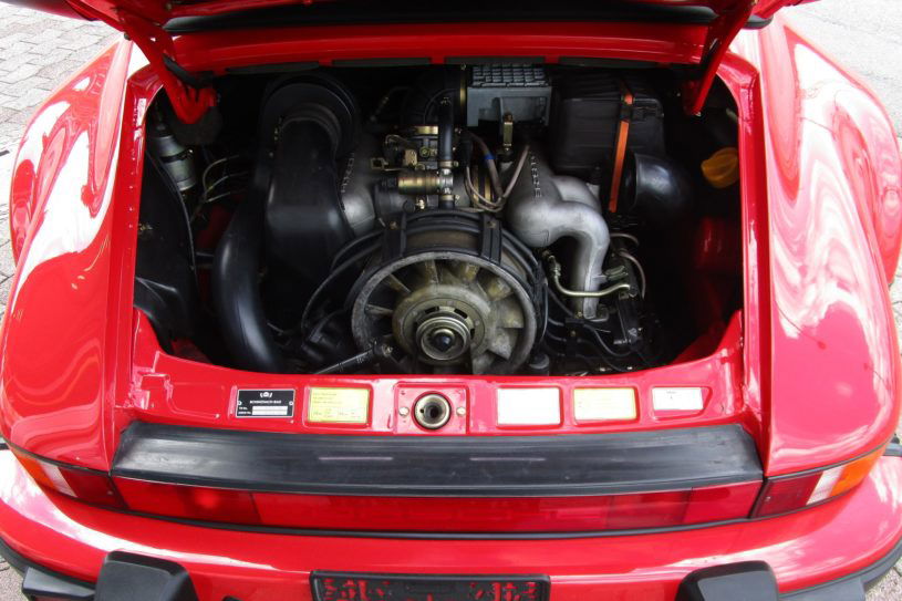 Porsche 911 Carrera 3.2 Speedster