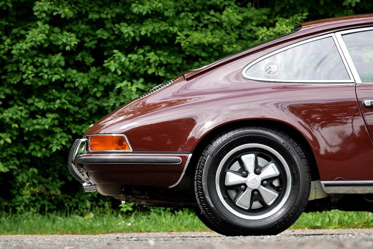 Porsche 911 S (F-Modell)