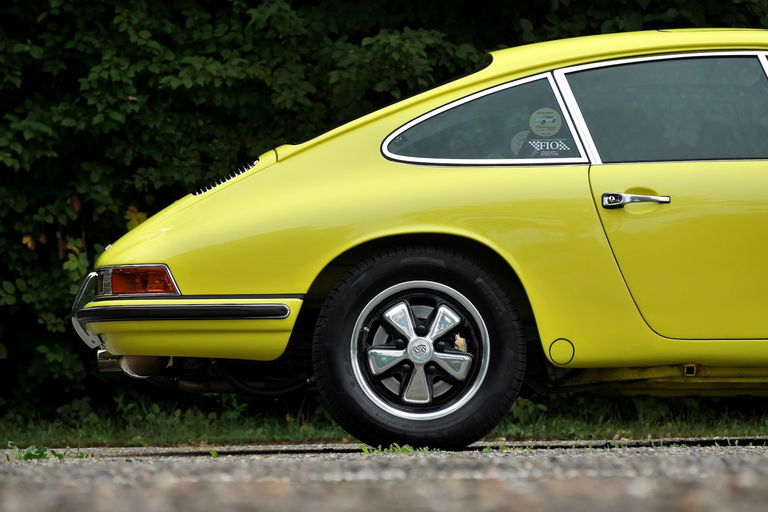 Porsche 911 S (F-Modell)