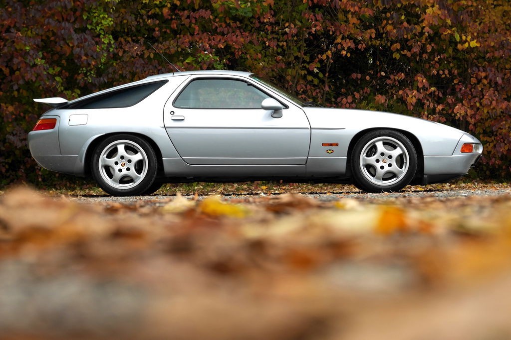 Porsche 928 GTS