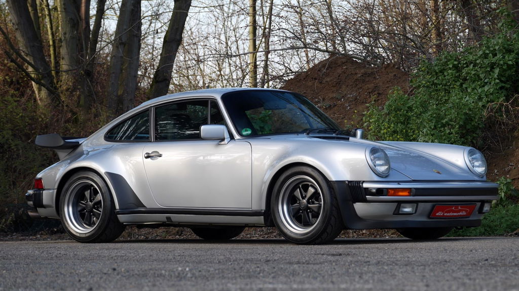 Porsche 911 Turbo 3.3