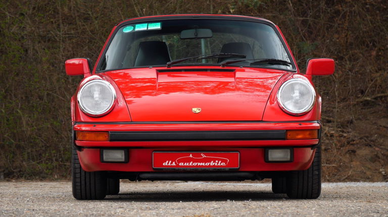 Porsche 911 Carrera 3.2