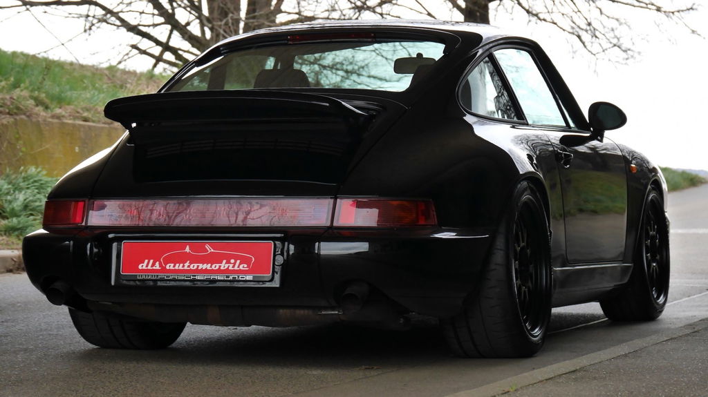 Porsche 911 Carrera 2