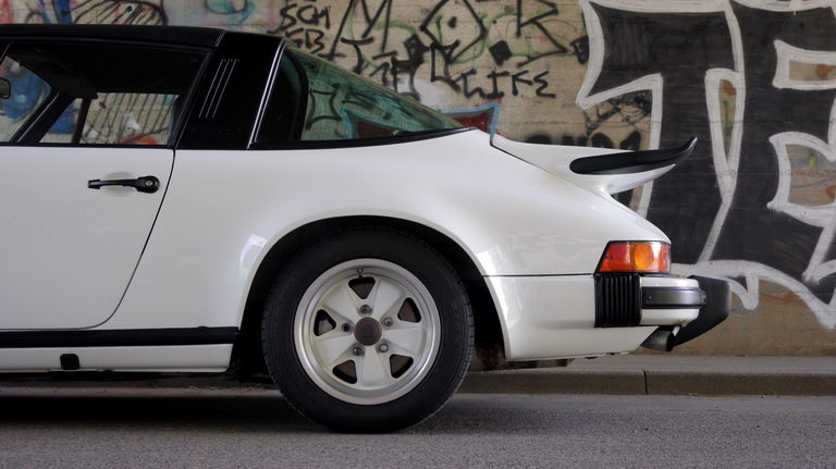 Porsche 911 Carrera 3,0