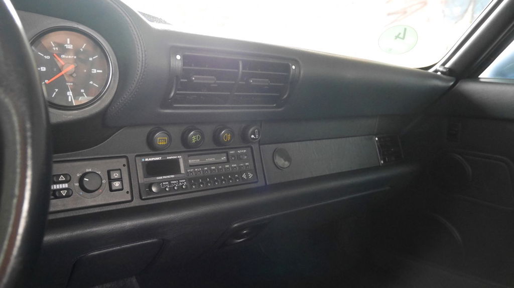 Porsche 911 Carrera 2 Cabrio WTL