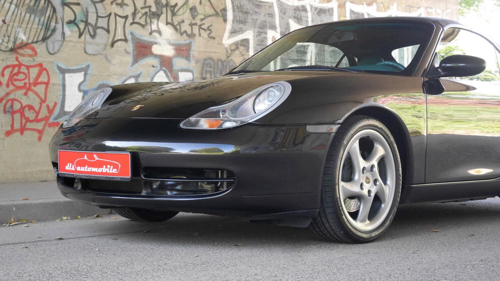 Porsche 996 Carrera