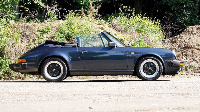 Porsche 911 Carrera 3.2