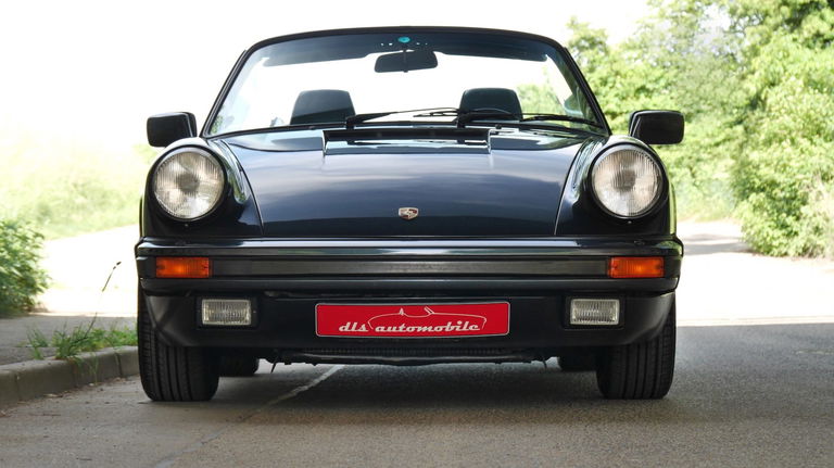 Porsche 911 Carrera 3.2
