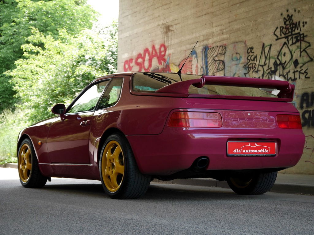 Porsche 968