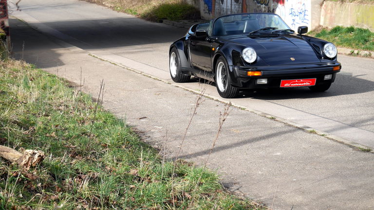 Porsche 911 Carrera 3.2 Speedster