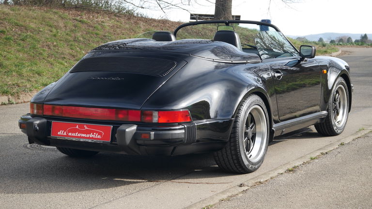 Porsche 911 Carrera 3.2 Speedster