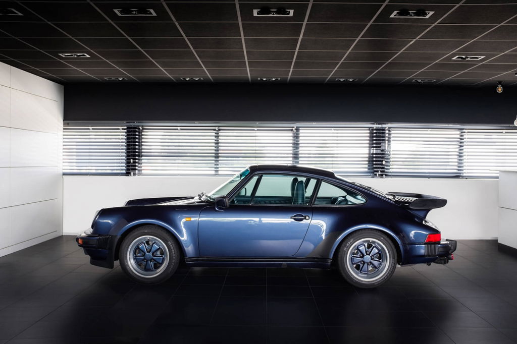 Porsche 911 Turbo 3.3