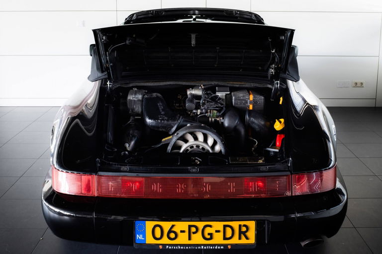 Porsche 911 Carrera 2