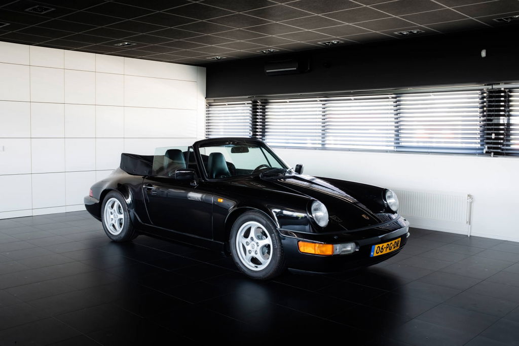 Porsche 911 Carrera 2