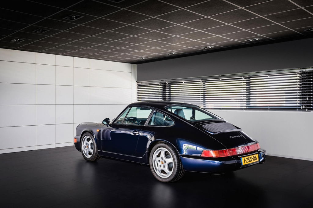 Porsche 911 Carrera 2
