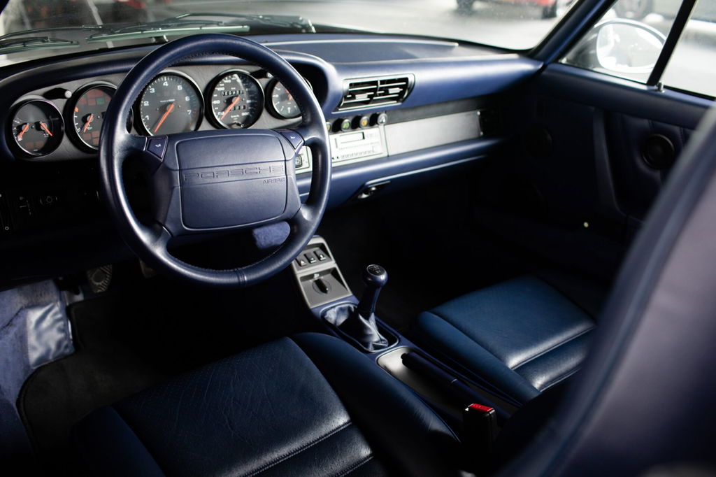 Porsche 911 Carrera 2