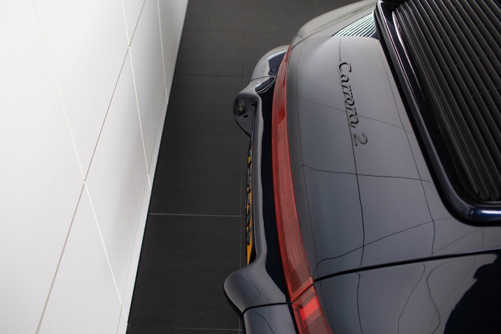 Porsche 911 Carrera 2