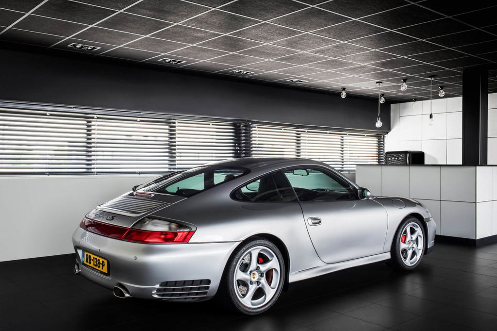 Porsche 911 Carrera 4S