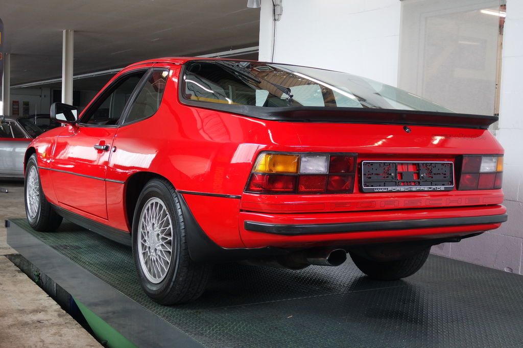 Porsche 924 Turbo