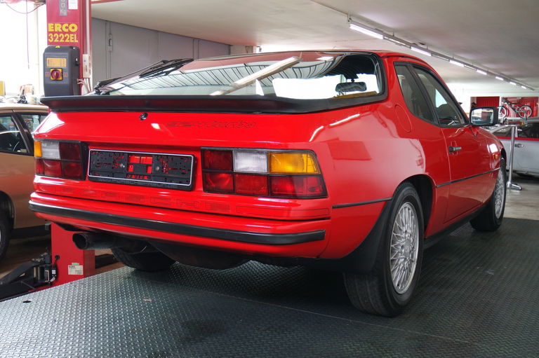 Porsche 924 Turbo
