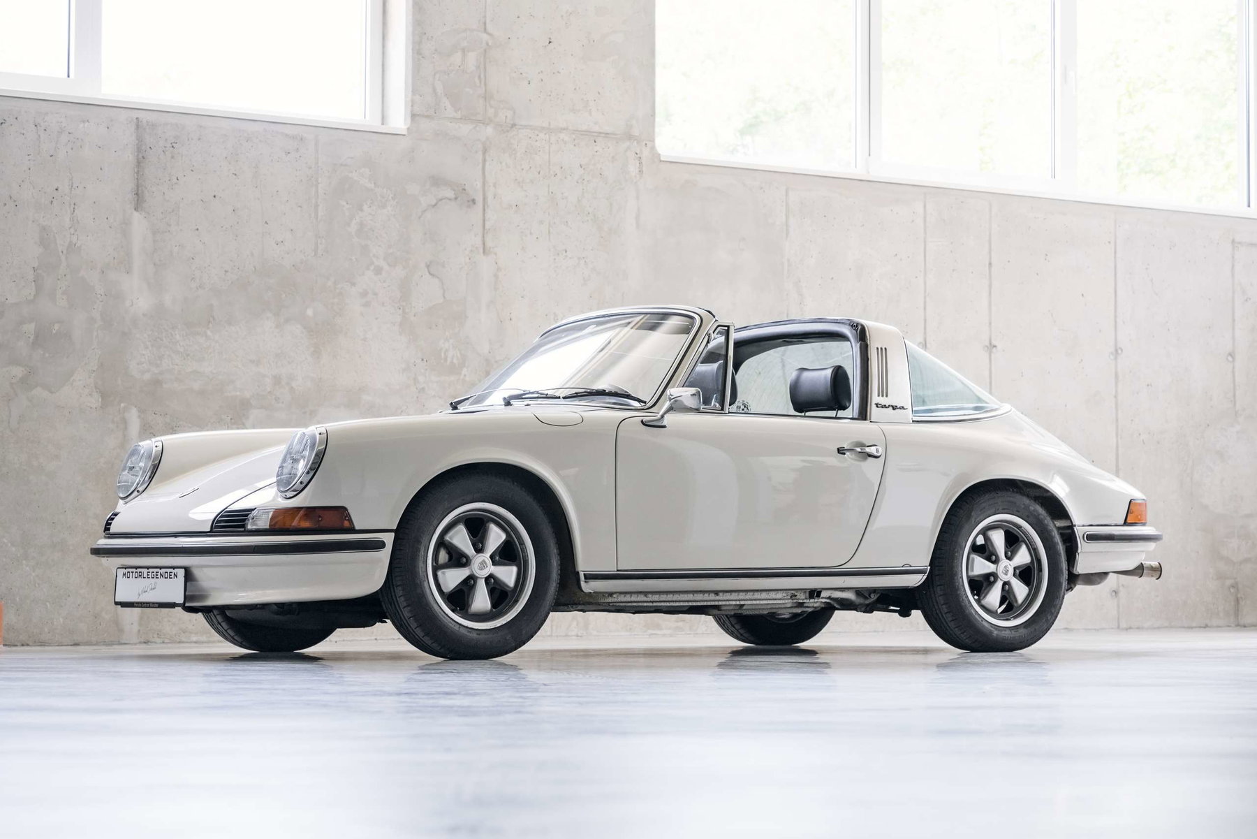Porsche 911 S (F-Modell) 1972 - elferspot.com - Marketplace for