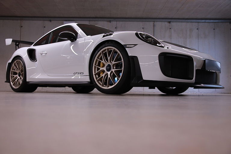 Porsche 911 GT2 RS
