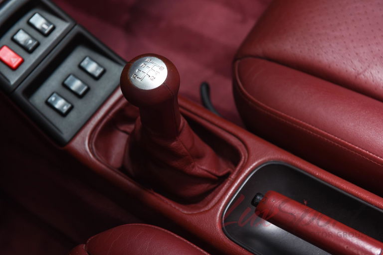 Porsche 911 Carrera 4